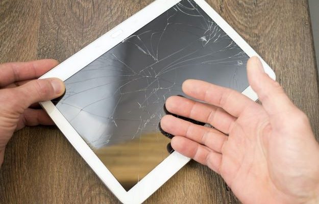 The Do's and Don'ts of Cracked iPad Screen Repair