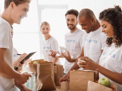 5 Ways You Can Give Back to the Community