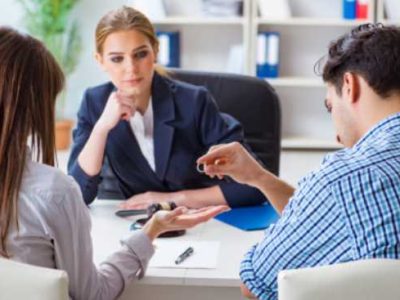 Should You Hire A Divorce Attorney? 3 Should You Hire A Divorce Attorney